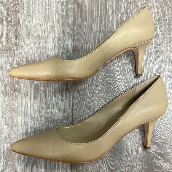 Ann Taylor Leather Pumps Heels Style 397174 Camel Nude 7M - Picture 10 of 16